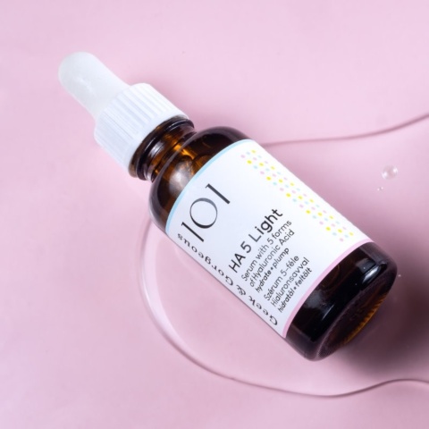 Geek & Gorgeous - HA 5 Light, 30ml - lekkie serum z kwasem hialuronowym Geek & Gorgeous - HA 5 Light, 30ml - lekkie serum z kwasem hialuronowym