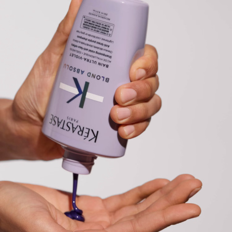 Kérastase - Blond Absolu Anti-Brass Purple Shampoo - fioletowy szampon do włosów blond, 250ml Kérastase - Blond Absolu Anti-Brass Purple Shampoo - fioletowy szampon do włosów blond, 250ml