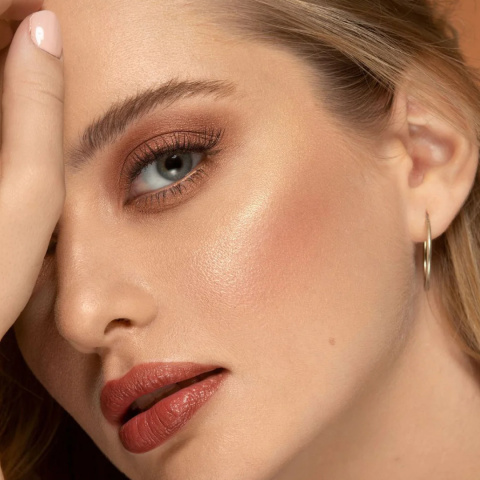 Annabelle Minerals - Rozświetlający Róż Mineralny w Odcieniu Royal Glow, 4g Annabelle Minerals - Rozświetlający Róż Mineralny w Odcieniu Royal Glow, 4g