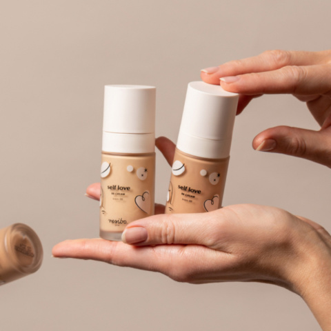 Resibo - Self Love - BB Cream - Odcień Light Beige, 30ml Resibo - Self Love - BB Cream - Odcień Light Beige, 30ml