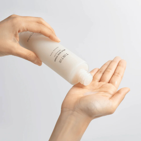 TIRTIR - Milk Skin Toner Light - Moisturizing Toner with Rice Extract - Lekki Mleczny Tonik Do Twarzy, 150ml TIRTIR - Milk Skin Toner Light - Moisturizing Toner with Rice Extract - Lekki Mleczny Tonik Do Twarzy, 150ml