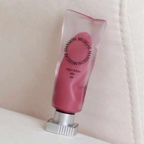 Muzigae Mansion - Objet Water - 005 DIVA - Tint Do Ust